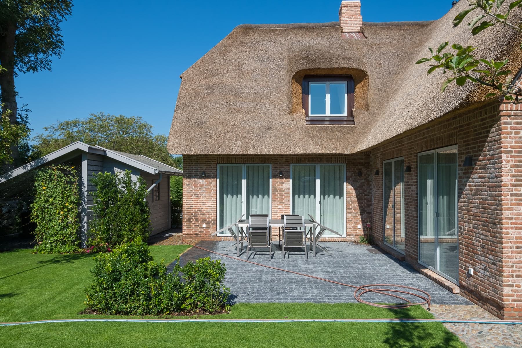 Reetdachhaus mit Terrasse